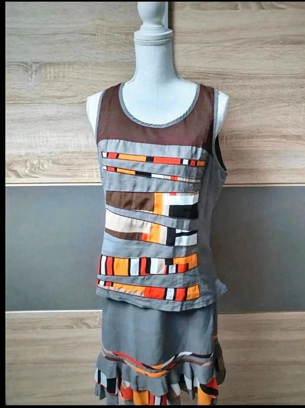 Ensemble jupe + débardeur.